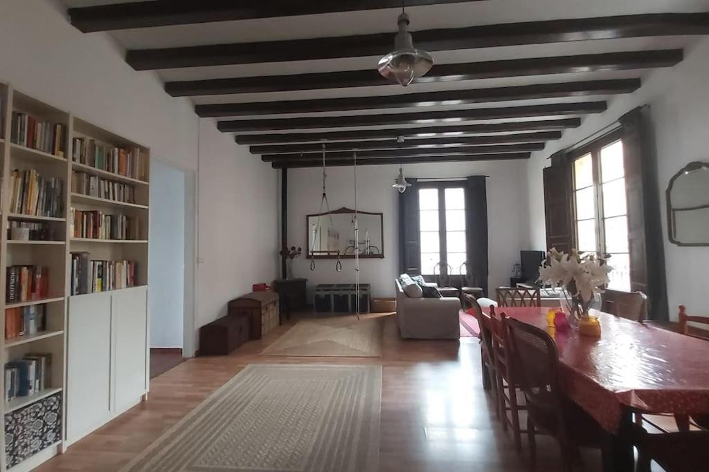 Small Room In Sants With Huge Terrace 巴塞罗那 外观 照片