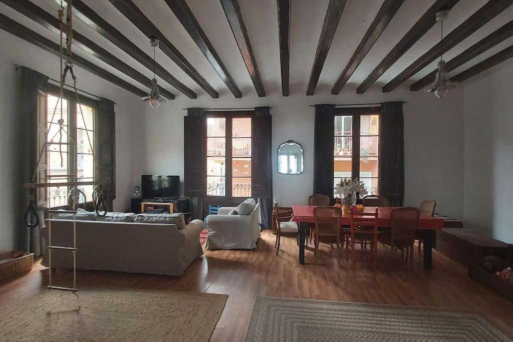 Small Room In Sants With Huge Terrace 巴塞罗那 外观 照片